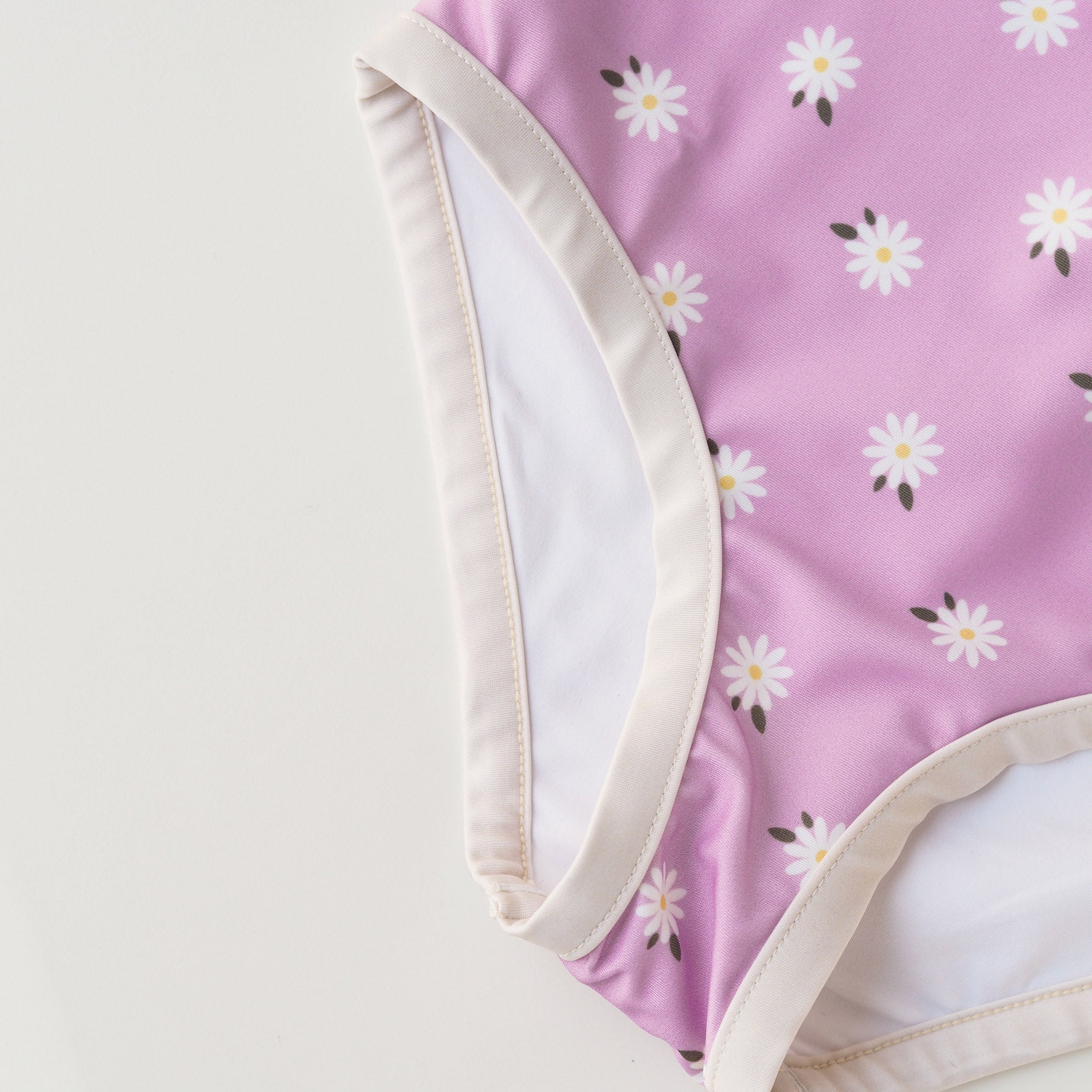 UV-Badeanzug Ruffle Florence - lila Gänseblümchen