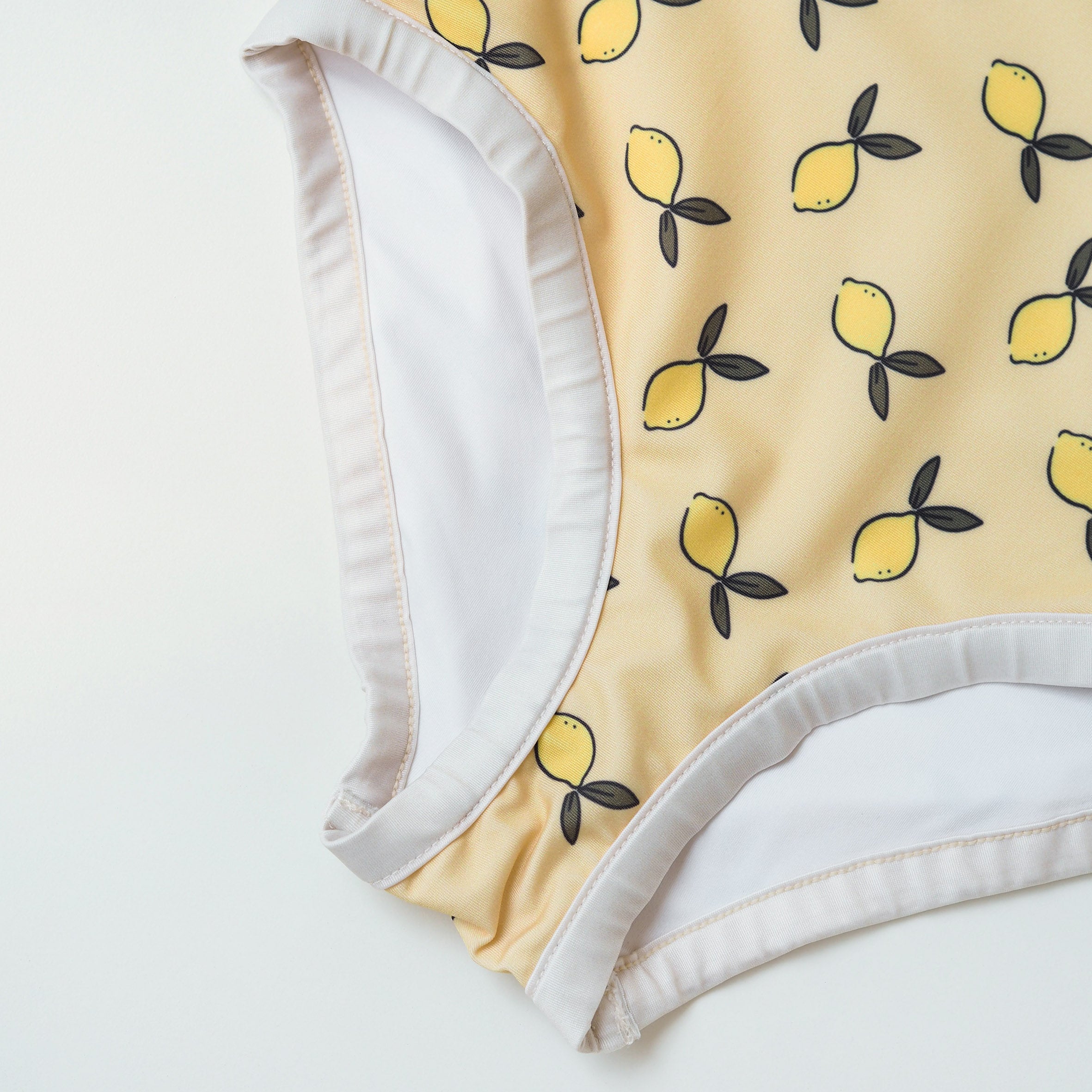 Girl UV Swimsuit Coco Capri - lemons